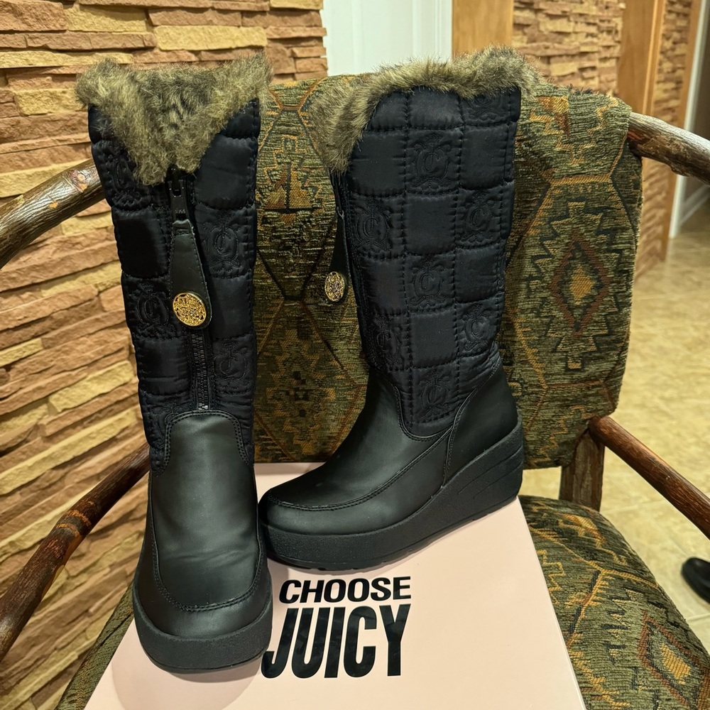 Juicy couture snow boots